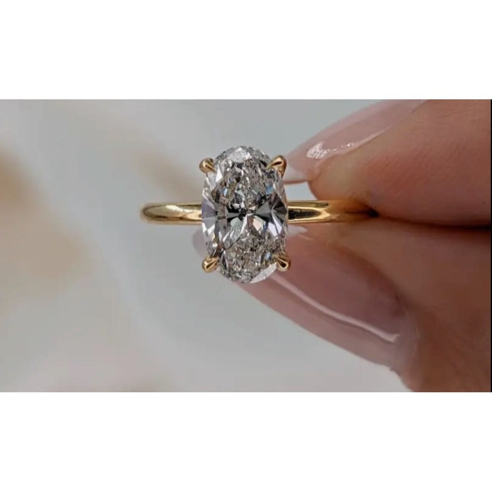 Oval-Cut Moissanite  Ring 18K Gold Vermeil Finish Sterling‎ Silver Band sz 5